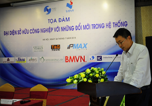 Mr. Pham Nghiem Xuan Bac, the VIPA’s Deputy Chairman and General ...